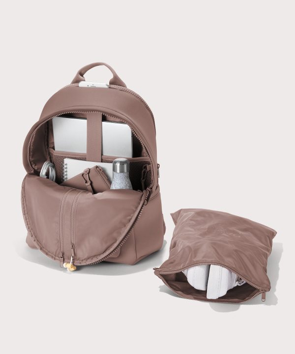 Dakota Backpack in Dune. Large