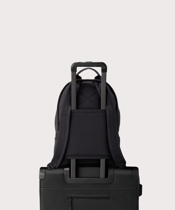 Dakota Backpack in Onyx. Medium