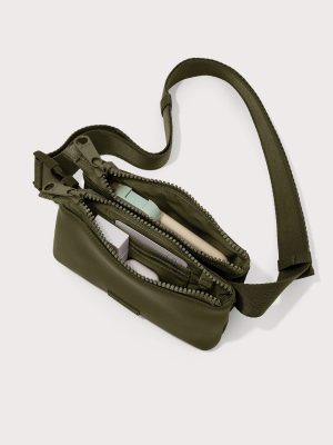 dagne-2025-Lightweight_Neoprene_Bennie_NA_DarkMoss_Topdown_5.jpg