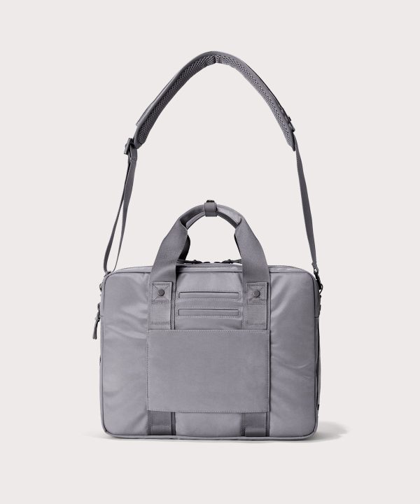 Berlin Travel Brief in Ash