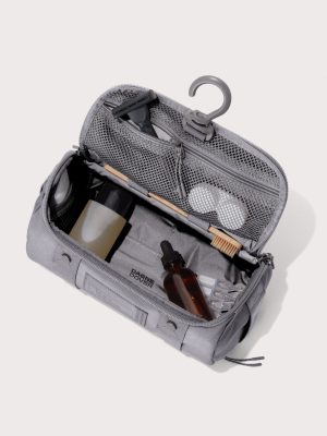 dagne-2025-Travel_Seoul_L_Ash_Topdown_Accessories.jpg